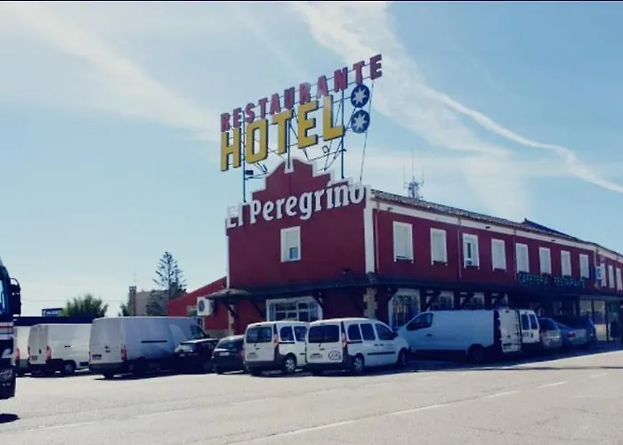호텔 El Peregrino Estépar